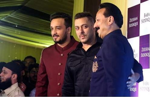 Salman Khan at Baba Siddique's Iftaar Party