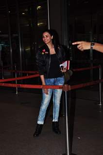 Daisy Shah Snapped while Leaving for London