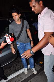 Farhan Akhtar Snapped at Airport