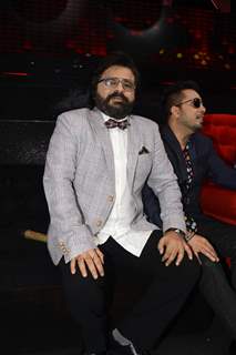 Mika Singh & Pritam Chakraborty on the sets of 'Sa Re Ga Ma Pa 2016'