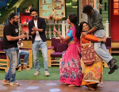 Anurag Kashyap, Nawazuddin Siddiqui Promote 'Raman Raghav 2.0' on the sets of 'The Kapil Sharma Show