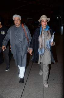 Javed Akhtar & Shabana Azmi Snapped at Airport