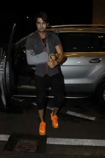 Manish Paul Snapped at Airport