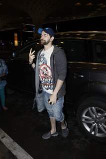 Shiney Ahuja Snapped at Airport