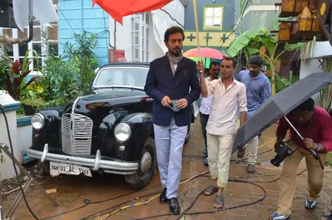Irrfan Khan on the sets of ' Chidiya Ghar'