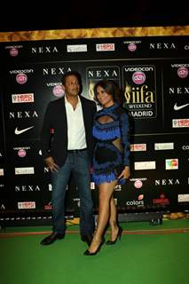 Lara Dutta with husband Mahesh Bhupathi at Star Studded 'IIFA AWARDS 2016'