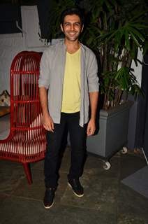 Kartik Aaryan at Birthday Celebration of Director Anand Rai