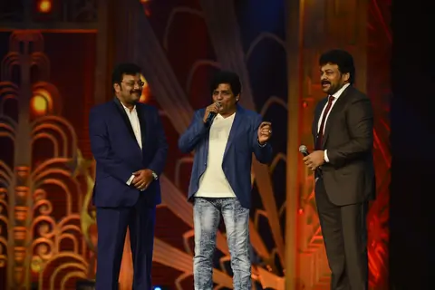 Chiranjeevi at SIIMA Awards 2016