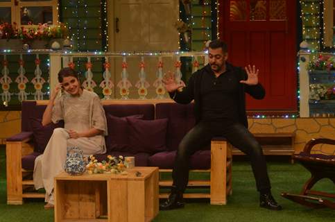 Salman Khan and Anushka Sharma Promotes 'SULTAN' on 'The Kapil Sharma Show'