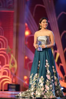 Shriya Saran at SIIMA Awards 2016