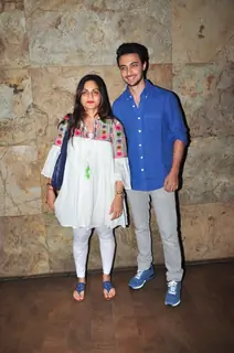 Alvira Khan Agnihotri with Aayush Sharma at Special Screening of 'SULTAN'