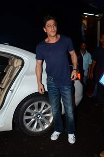 Shah Rukh Khan poses at Filmistan