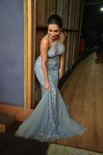 Malaika Arora Khan Promotes 'Dishoom' on India's Got Talent