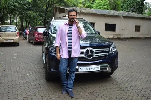 Vivek Oberoi snapped at Mehboob Studio