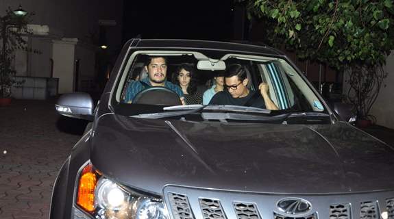 Aamir khan with his &quot;Dangal Daughters' attend Special Screening of 'Sultan'