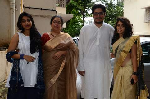 Fatima Sana Shaikh, Sanya Malhotra and Suhani Bhatnagar at Aamir Khan's EID 2016 Press Meet!