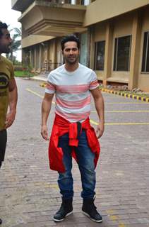 Young and Handsome Varun Dhawan Promotes 'Dishoom'