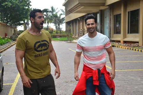 Handsome Hunks Varun Dhawan and John Abraham Promotes 'Dishoom'