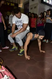 Workout Session with Varun Dhawan and John Abraham!