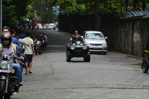 Entry time! Varun Dhawan on quad bike at Launch of Song 'Jaaneman Aah' from Dishoom