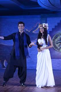 Hrithik Roshan and Pooja Hegde at Mohenjo Daro's 'Introducing Chaani Event'