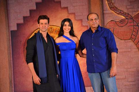 Hrithik Roshan, Pooja Hegde and Ashutosh Gowarikar at 'Introducing Chaani' Event of Mohenjo Daro