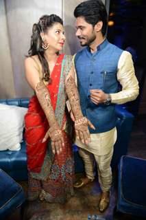 Sambhavna Seth with her fiance Avinash at her Mehendi Ceremony!