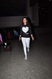 Parineeti Chopra spotted on airport!