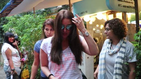 Kareena snapped leaving salon