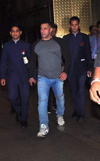 Salman Khan snapped at airport