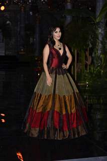 Sophie Choudry at Manish Malhotra's Fashion Show