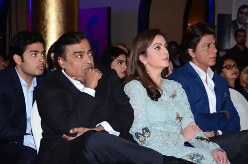 SRK and Ambanis at Launch of Gunjan Jain's Book 'She Walks She Leads'