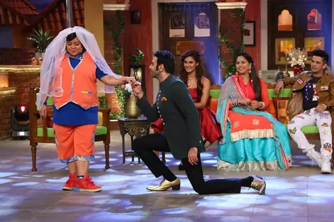 Bollywood Dance Masters on 'Comedy Nights Live'