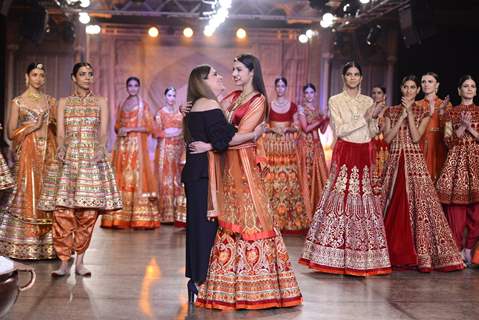 Divya Khosla Kumar at Day 3 of FDCI India Couture Week