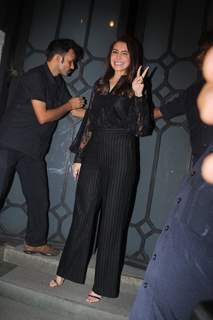 Anushka Sharma at Jitesh Pillai's Bday Bash!