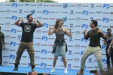 John Abraham, Jacqueline Fernandes and Varun Dhawan Promotes 'Dishoom' in Delhi