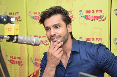 Mr. World Rohit Khandelwal at Radio Mirchi