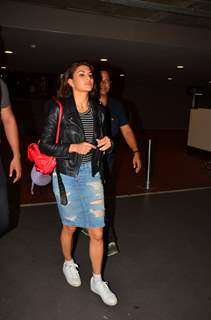 Jacqueline Fernandes spotted at airport!