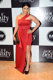 Tanishaa Mukerji at Vogue Beauty Awards 2016