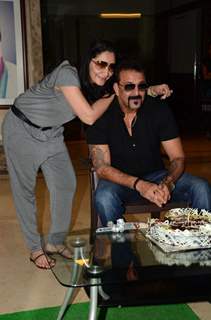 Wife Manyata  Dutt at the Birthday Bash of Sanjay Dutt!