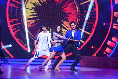 Shakti Arora, Nora Fatehi & Shantanu Maheshwari at Grand Opening of 'Jhalak Dikhhla Jaa 2016'