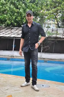 Akshay Kumar Promotes 'Rustom'