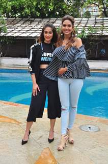 Ileana D'Cruz and Esha Gupta Promotes 'Rustom'