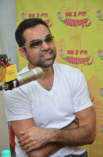 Abhay Deol Promotes 'Happy Bhag Jayegi' at Radio Mirchi studio