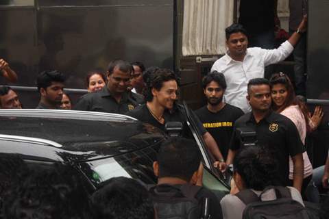 Tiger Shroff snapped post leaving The Voice Kids show