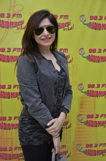 Kanika Kapoor at Radio Mirchi