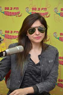 Kanika Kapoor at Radio Mirchi