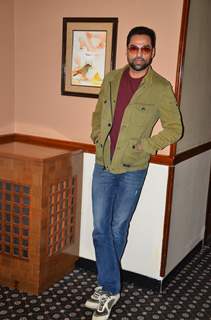 Abhay Deol poses for the shutterbugs while promoting Happy Bhag Jayegi!