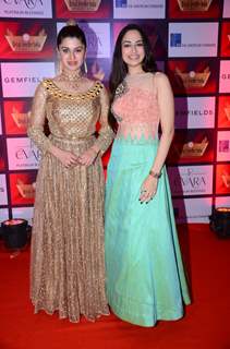 Kainaat Arora  at 12th Retail Jeweller India Awards 2016