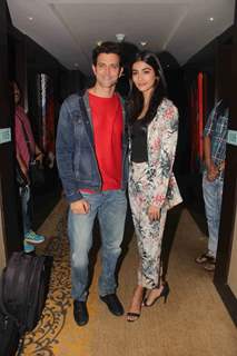 Pooja Hegde and Hrithik Roshan Promotes 'Mohenjo Daro'